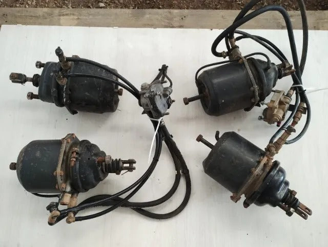 Cuica de freio traseira, Mercedez Benz 1418/1721